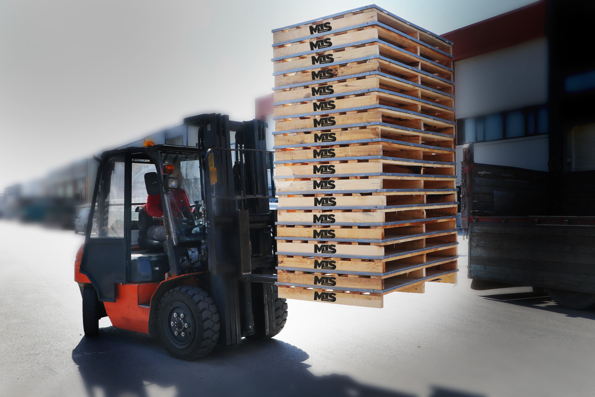 Her zaman yan??n??zday??z